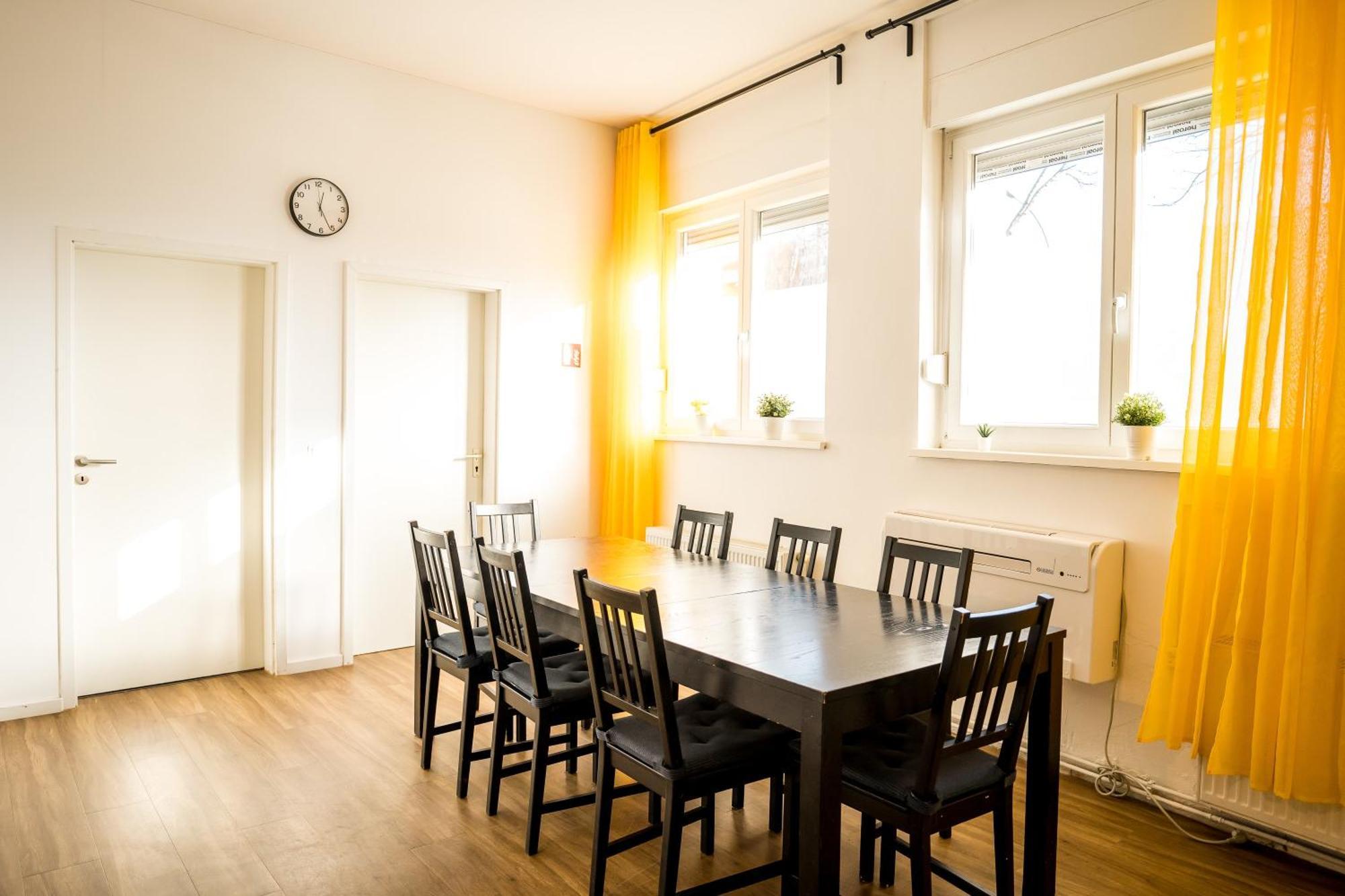 Three Bedroom Plus Big Kitchen Plus Selfcheckin Plus Street Parking Berlin Exterior photo